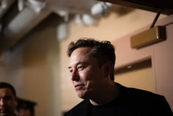 Musk Wins $1 Trillion Pay Package, Creating Split Screen on Wealth in America