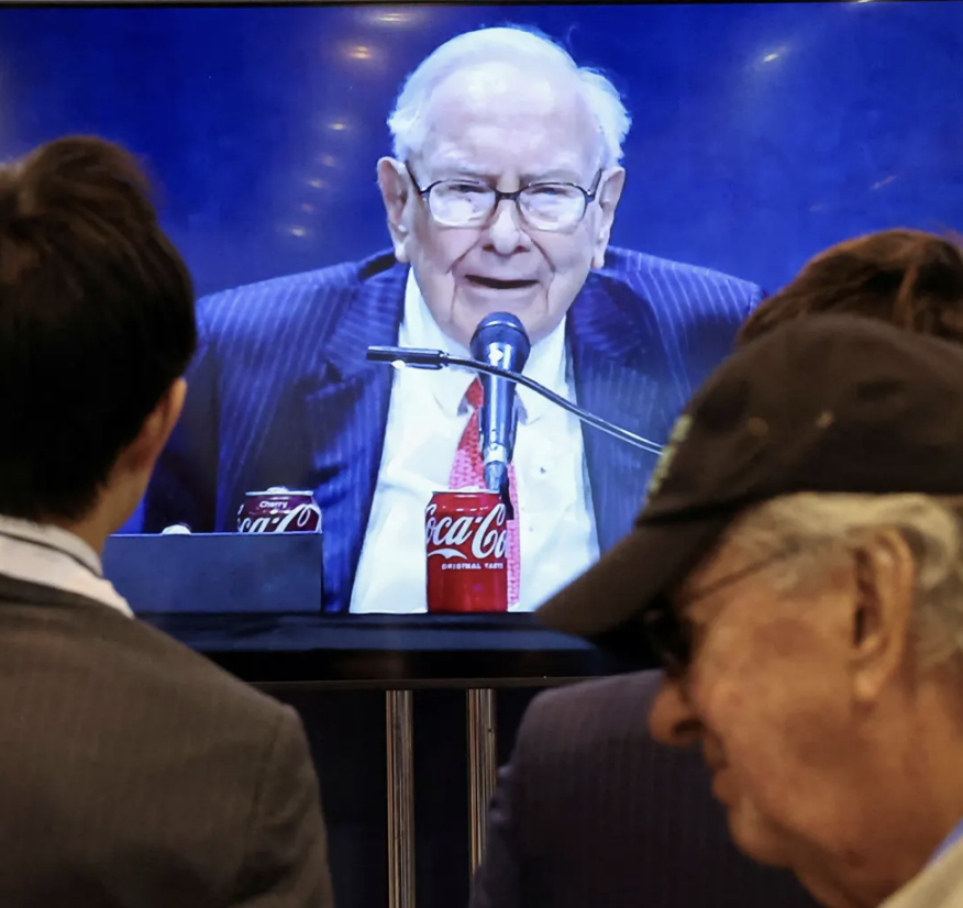 Abel’s $25 million Berkshire paycheck is in the same league as other S&P 500 CEOs